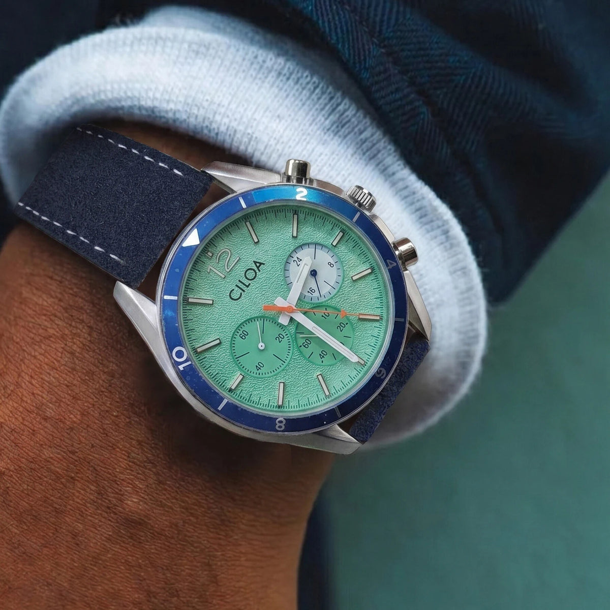 Men's Chronograph Watch – Turquoise Dial & Blue Strap